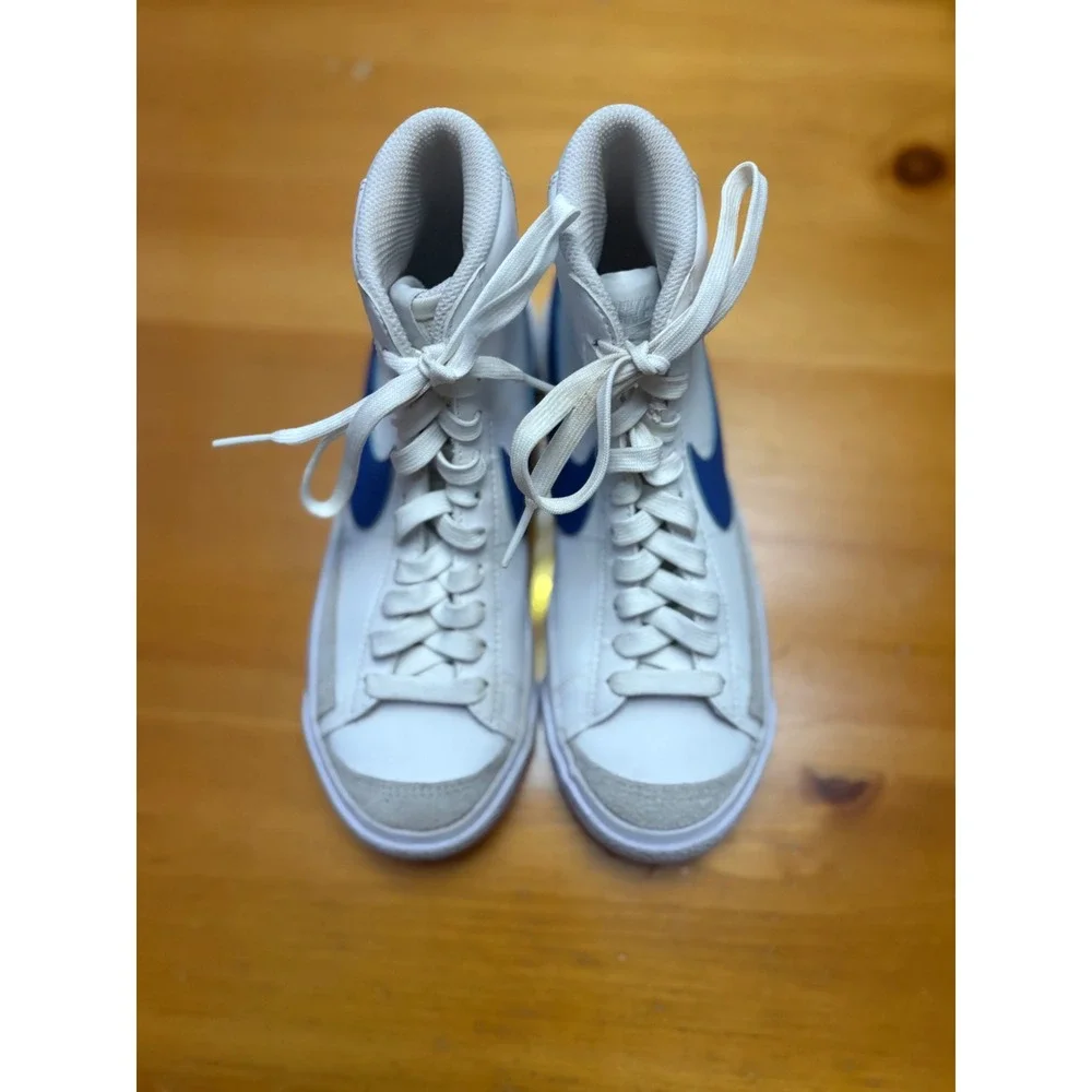 Nike Blazer Mid 77 Vintage Kids Sneakers White Blue DA4086-100 Size 3.5Y